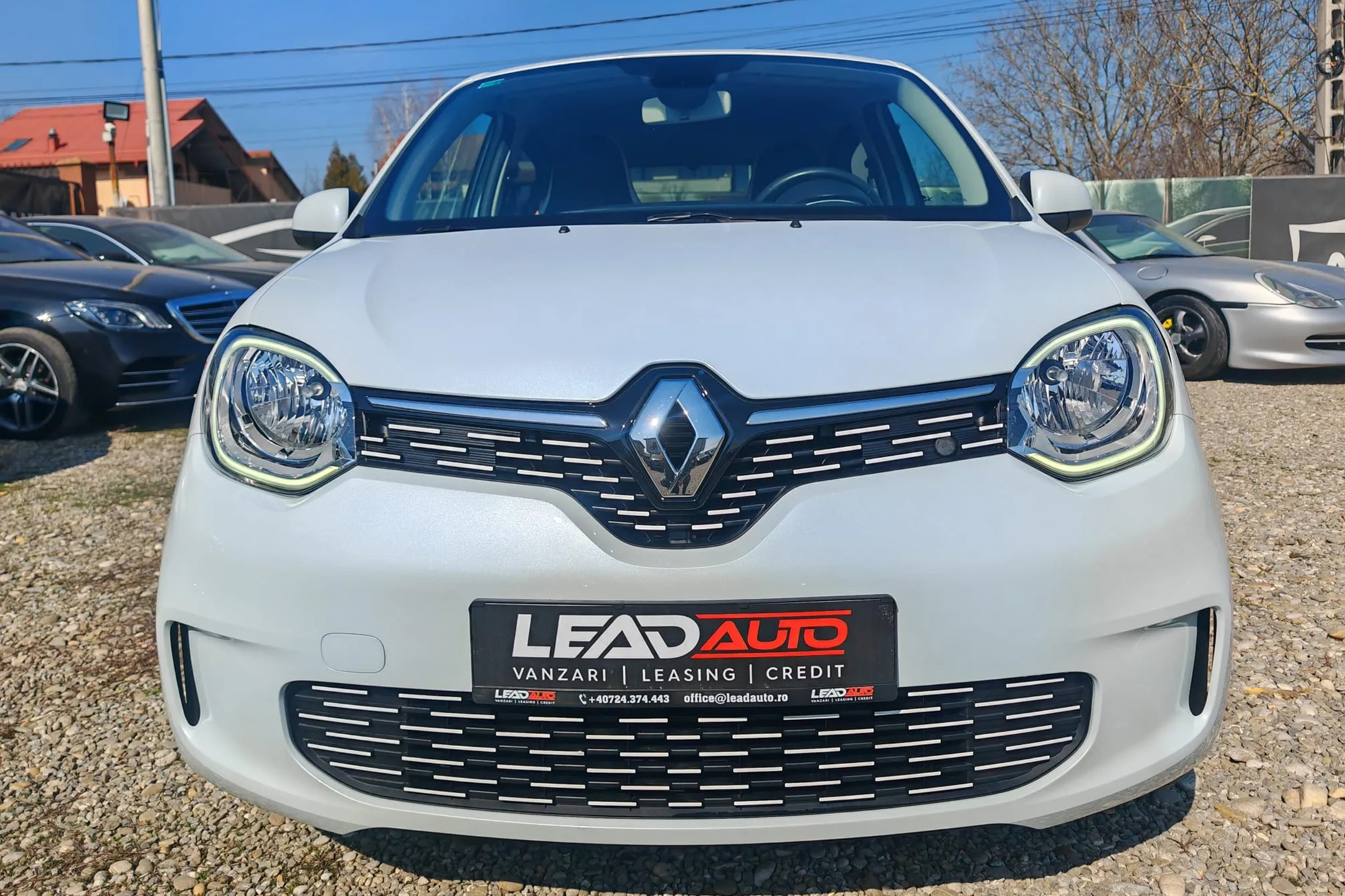 
								Renault Twingo Electric VIBES full									